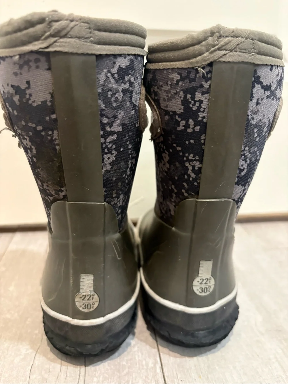 Bogs Gray Camo Waterproof Winter Boots